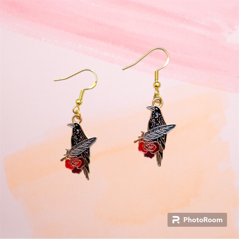 🌻2/13.00🌻 Gothic raven/crow earrings Halloween